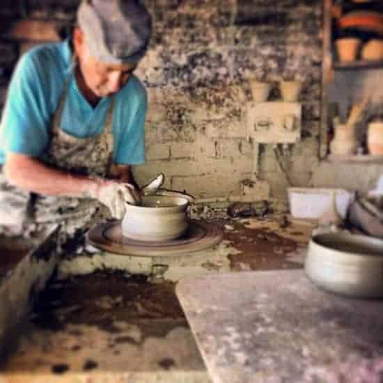 Pottery artesan